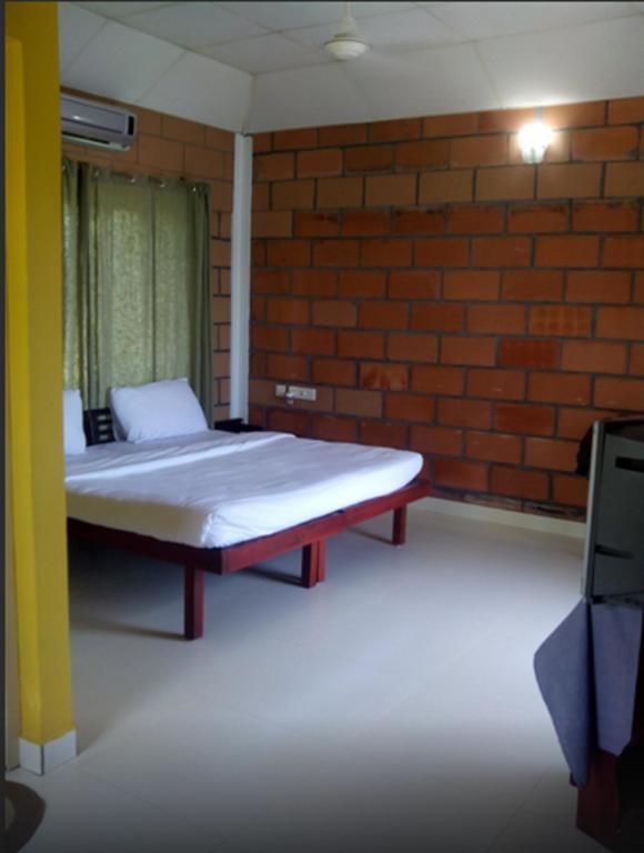 Riverine Resort Alappuzha Exterior foto